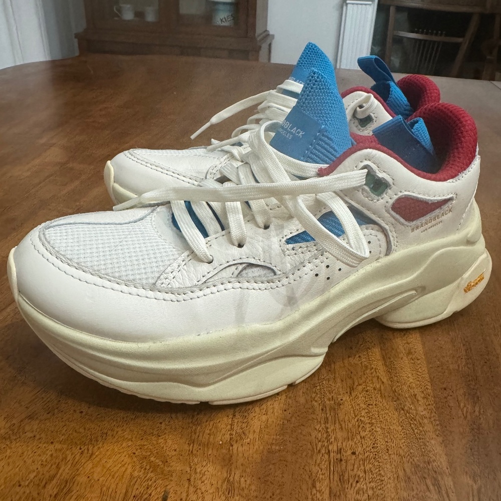 BrandBlack Saga sneakers